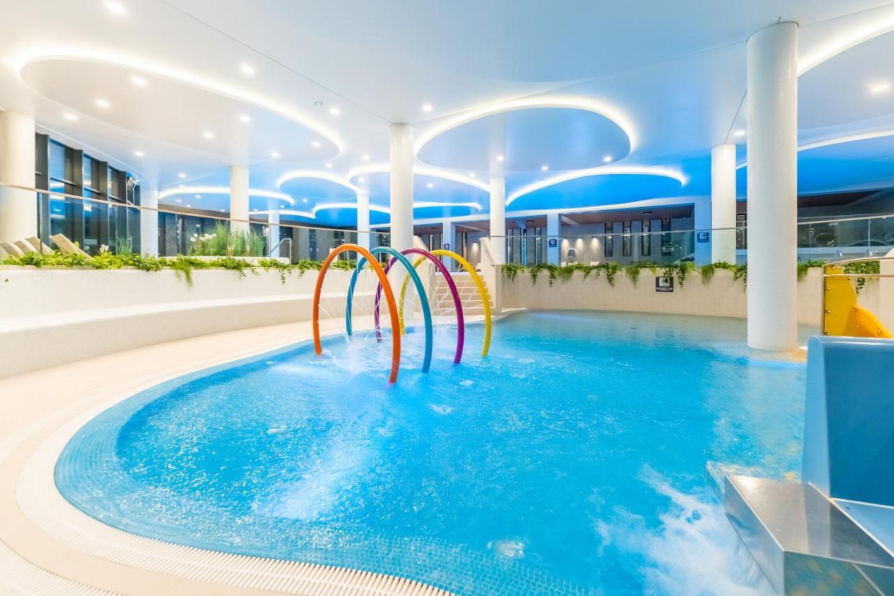 Polanki Aqua Nielimitowany Dostep Do Basenow Miejsce Postojowe Gratis * Kolobrzeg